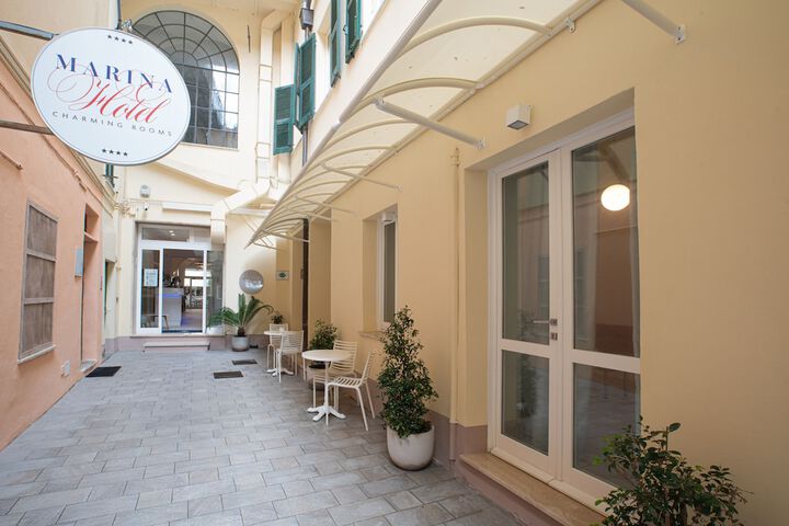 Hotel 82 of 89