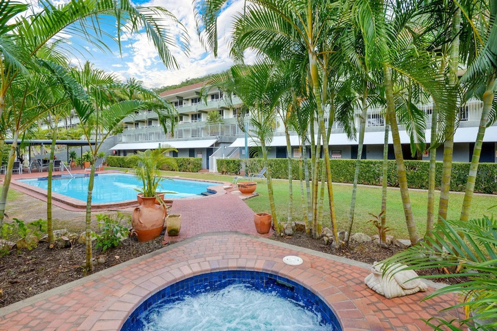 Pool 8 of 12