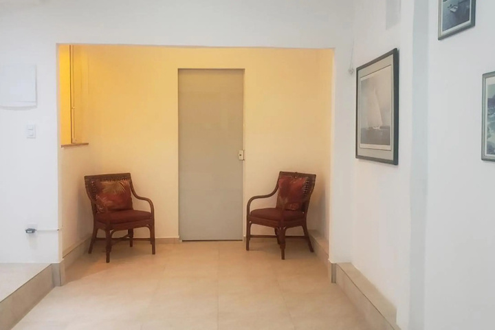 Room 9 of 17