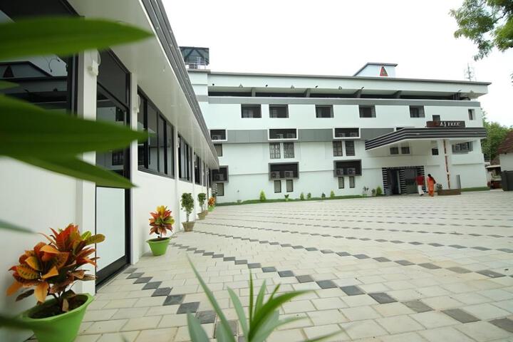 Hotel a J Park