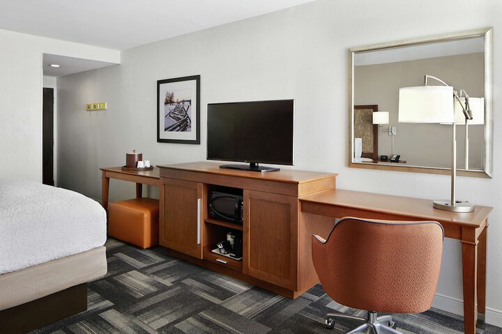 Room 6 of 21