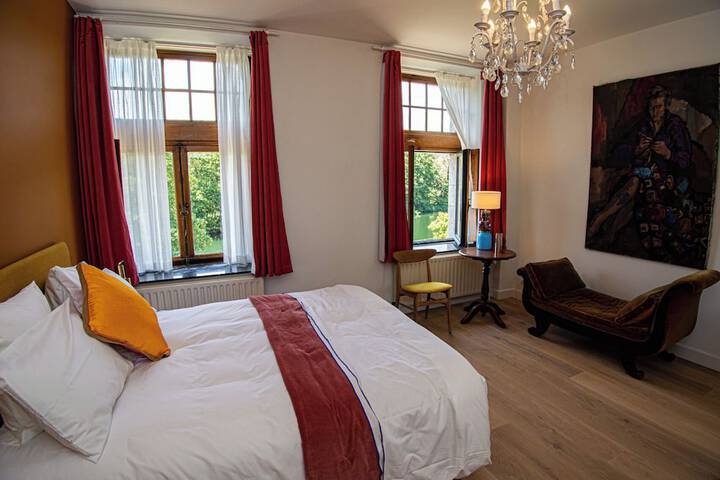 Room 14 of 67