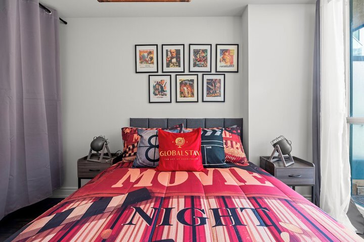 Room 66 of 330
