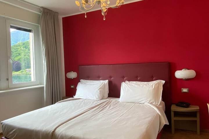 Room 17 of 26