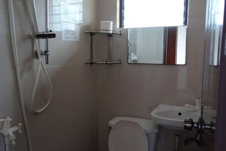 Room 20 of 39