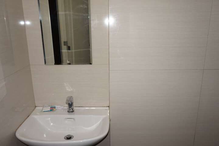 Room 25 of 50