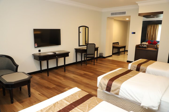 Room 19 of 51