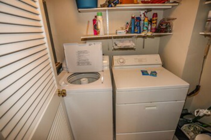 Laundry 10 of 18
