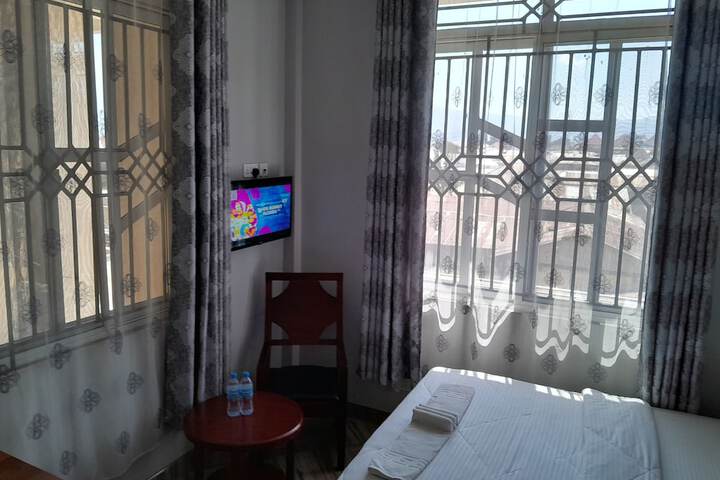 Room 26 of 74