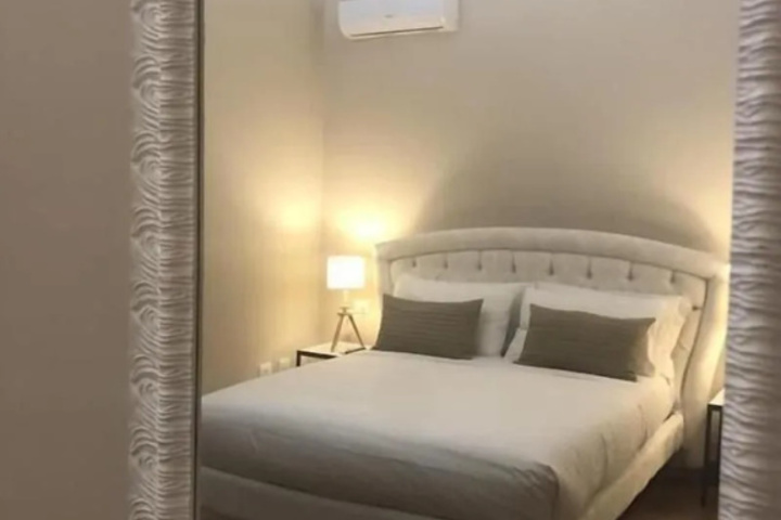 Room 3 of 11