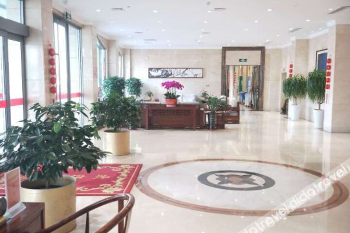 Hotel Interior 6 of 11