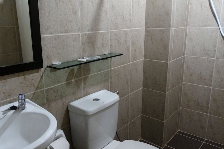 Room 19 of 34