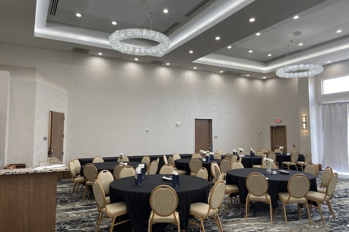 Banquet hall