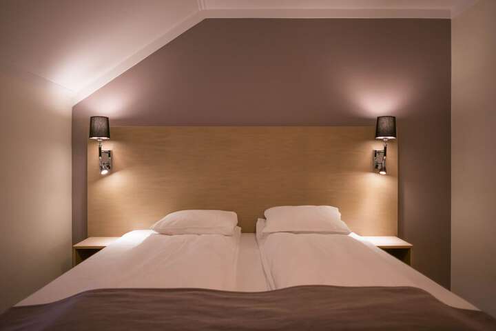 Room 5 of 30