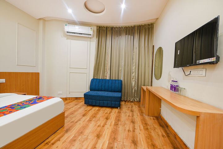 Room 32 of 44