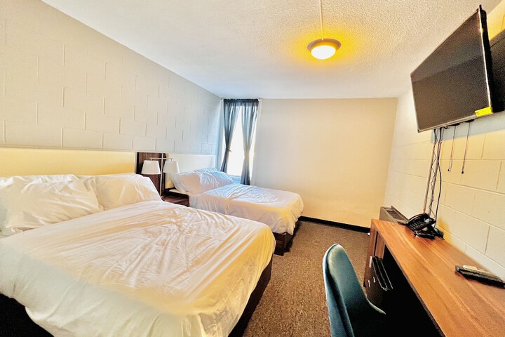 Room 3 of 14