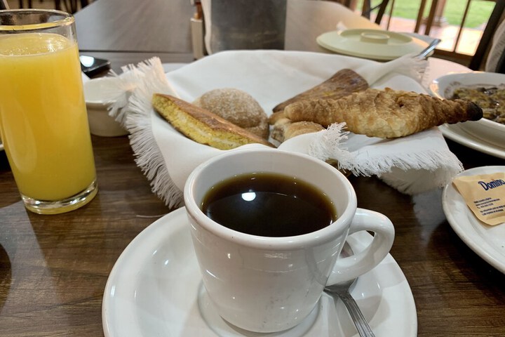 Breakfast/Coffee Service 27 of 56