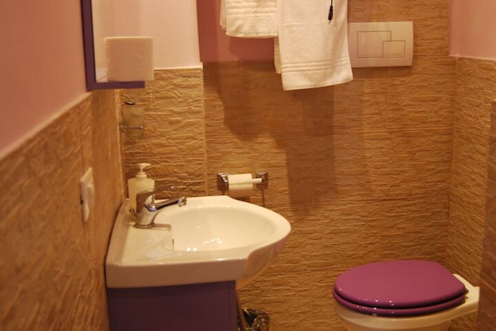 Room 20 of 42