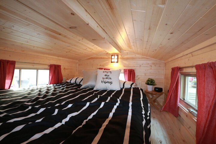 Room 7 of 87