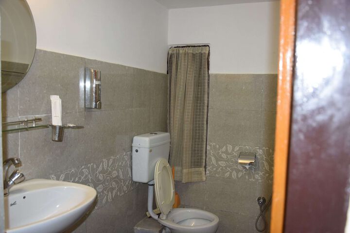 Room 19 of 31
