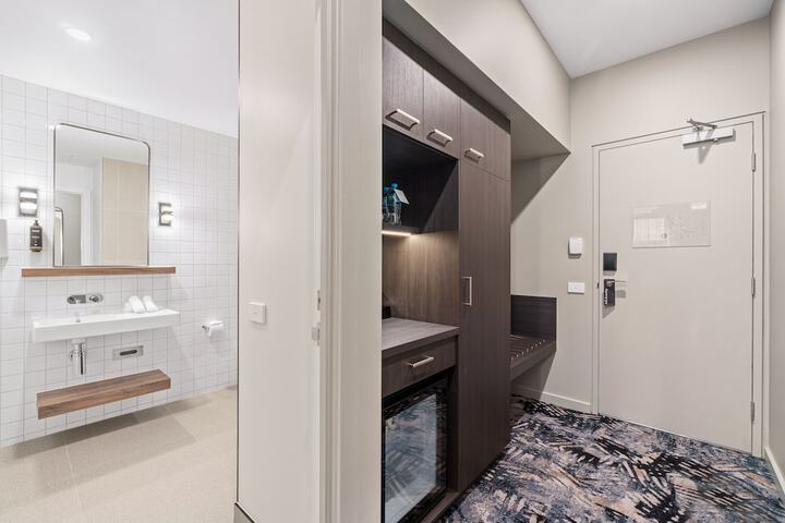 Room 15 of 29