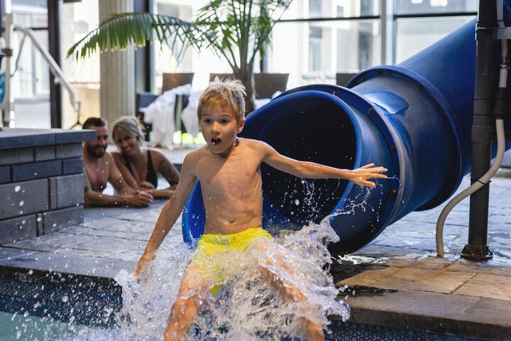 Pools & Facilities