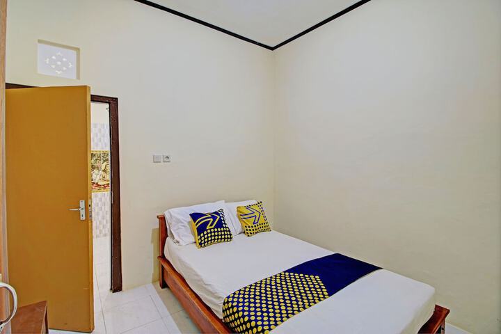 Room 6 of 24