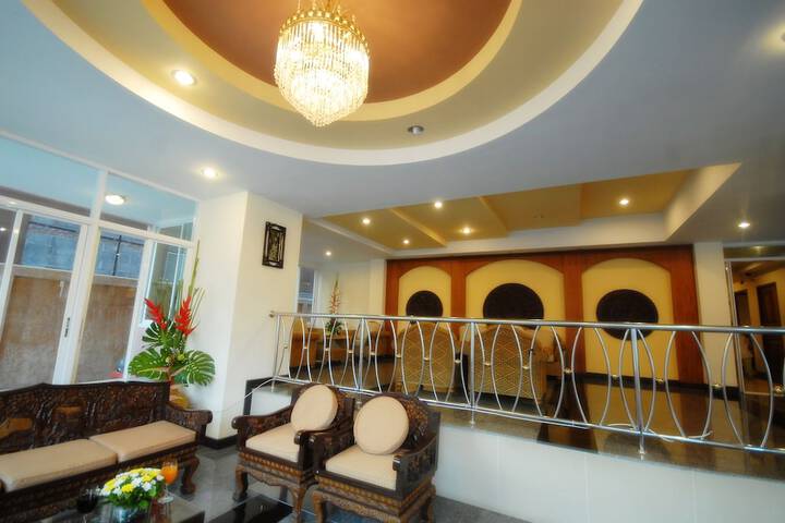 Hotel Lobby