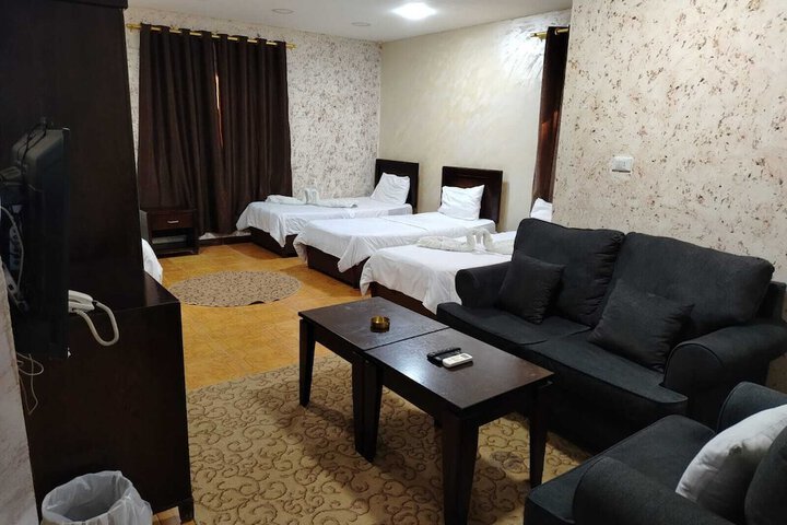 Room 5 of 41