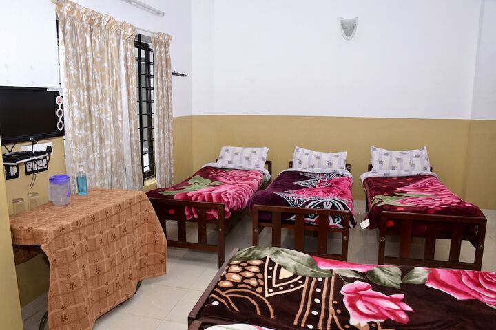 Room 8 of 26