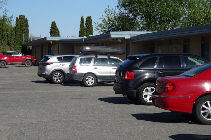 Property Grounds 31 of 37