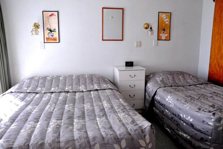 Room 6 of 21
