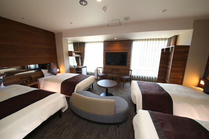 Room 18 of 62