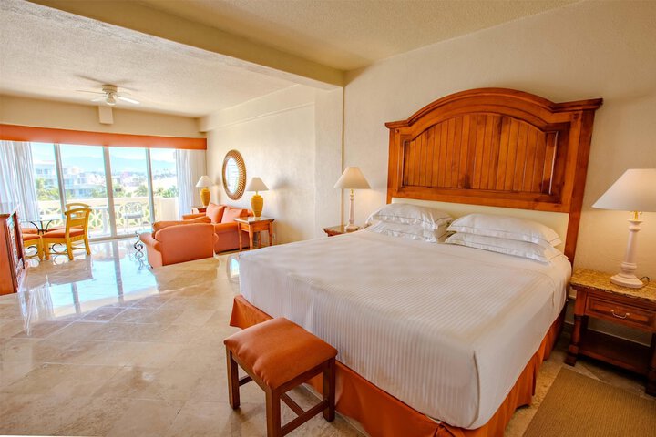 Room 21 of 104