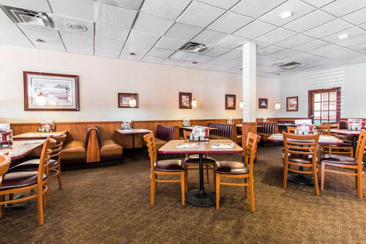 restaurant