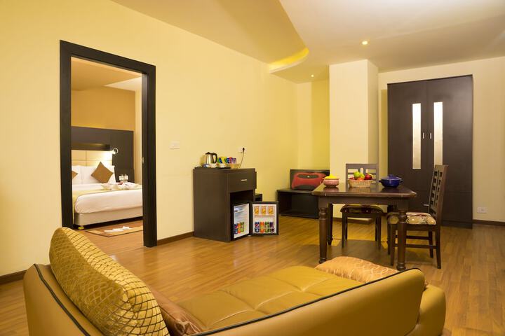 Room 19 of 34