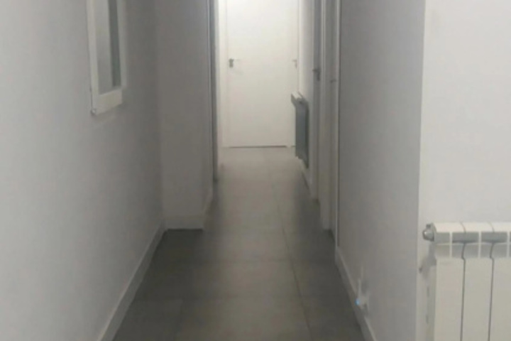 Room 13 of 18