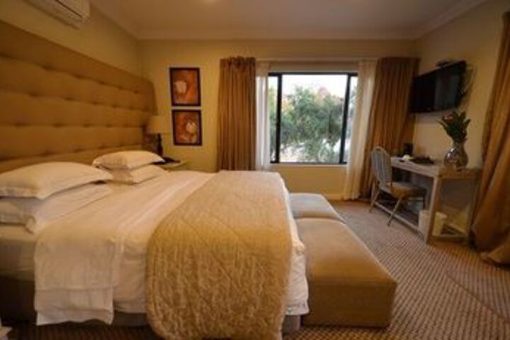 Room 14 of 35