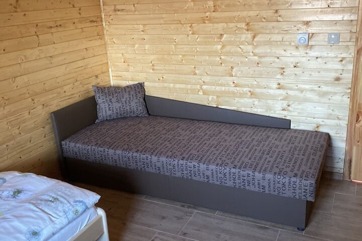 Room 3 of 16