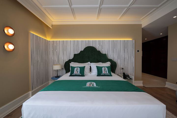 Hotel Interior 116 of 128