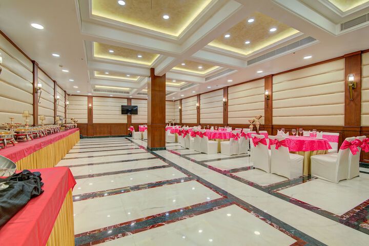 Business Center 85 of 99