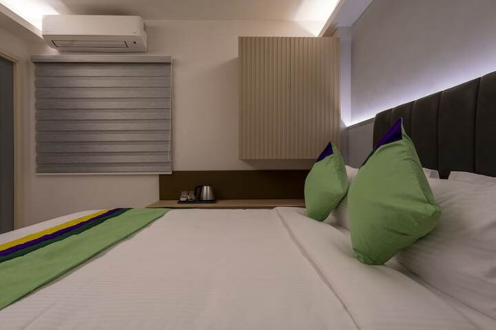 Room 17 of 41