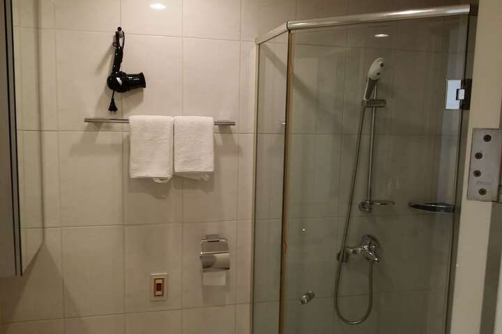 Clean Restrooms