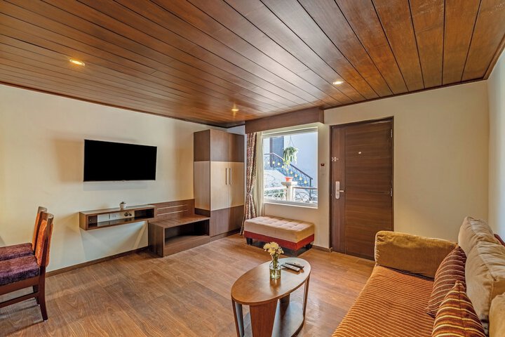 Room 43 of 131