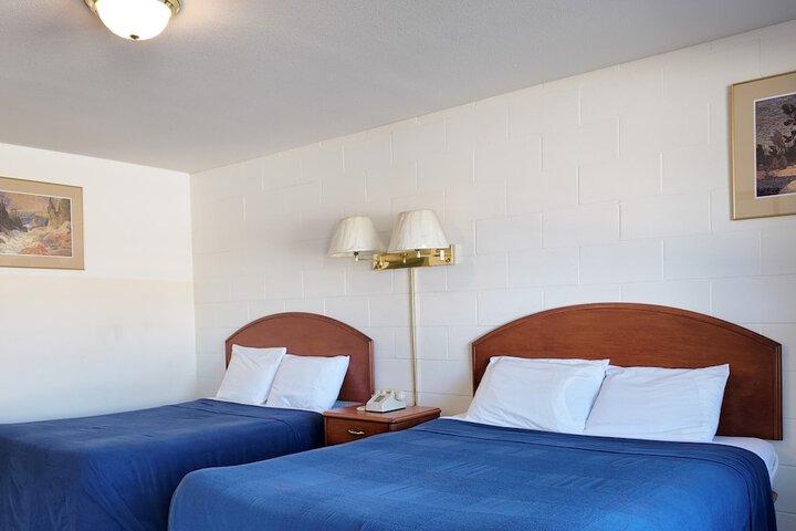 Room 9 of 20