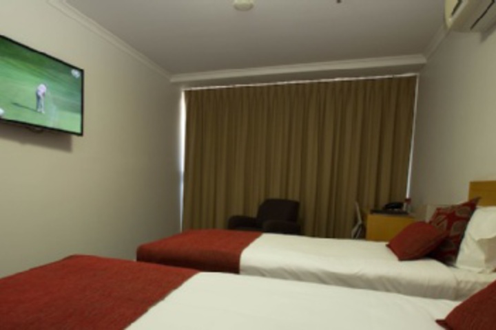 Room 119 of 204