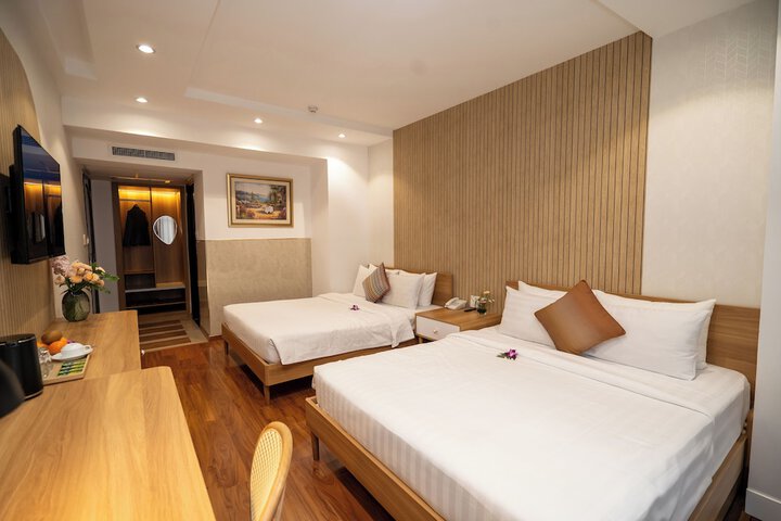 Room 20 of 80