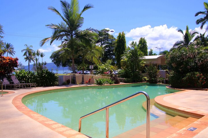 Pool 43 of 55