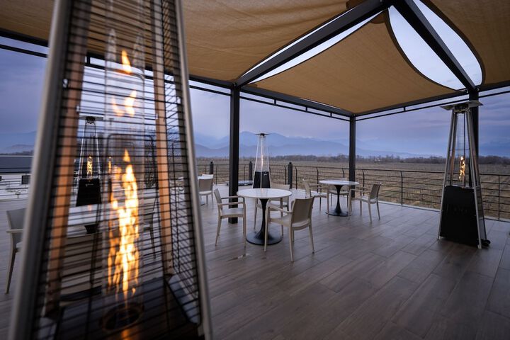 Terrace/Patio 134 of 135