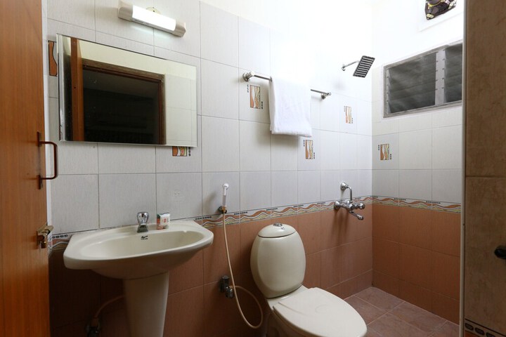 Room 15 of 19
